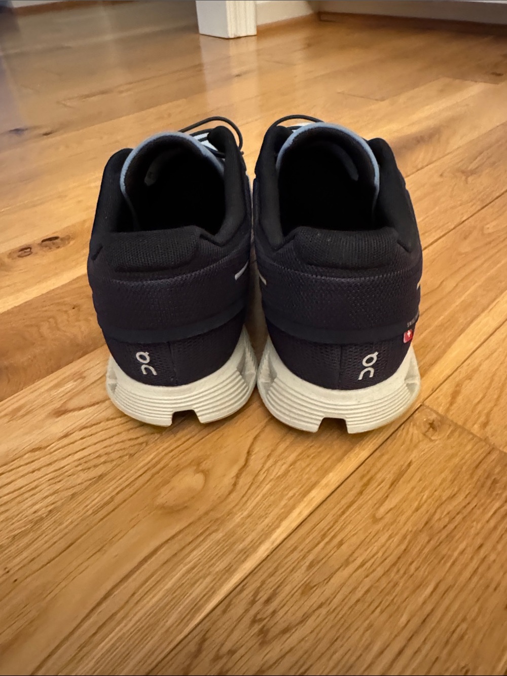 On Running Men’s Athletic Shoes in Light Blue and navy - Picture 2 of 7